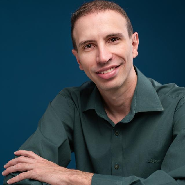 Kleber Bizelli, Psicólogo Clínico